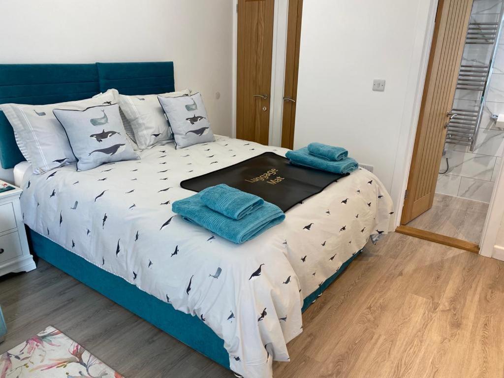 Sweet Caroline - Luxury Studio Stone'S Throw From Mousehole Harbour Exterior foto
